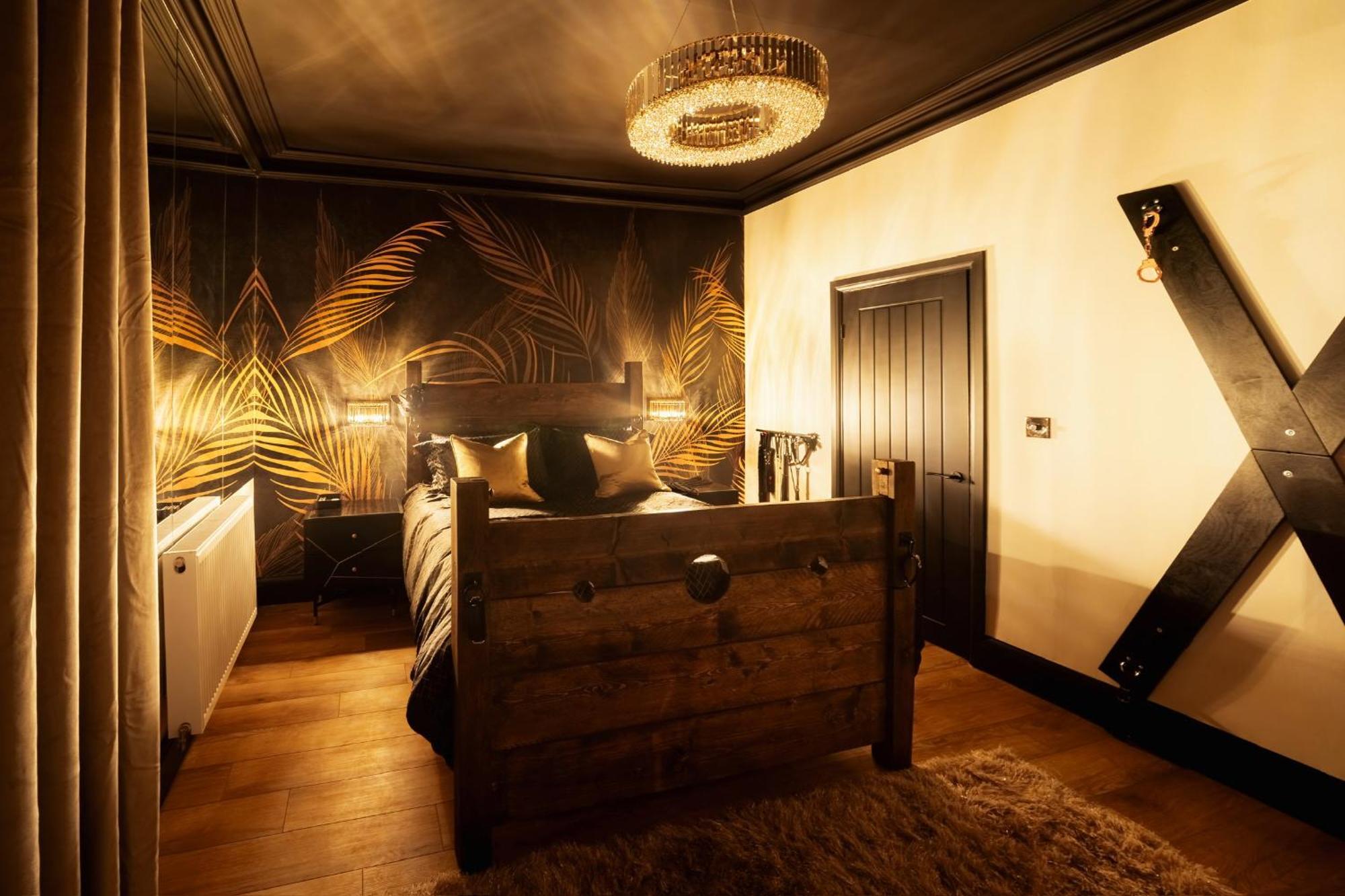 Casa Amor - Kinky Adult Only Stoke-on-Trent Екстер'єр фото
